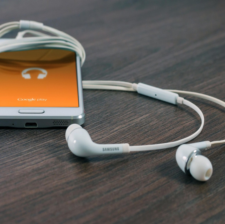 Premium smartphone accessories